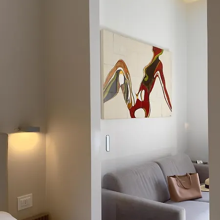 Estate4Home - Surreo Luxury Apartment