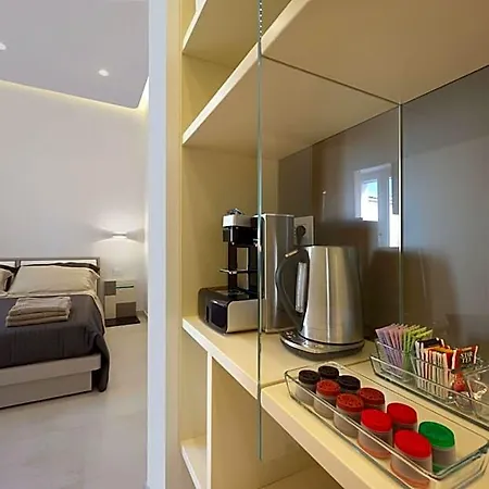 Estate4home - Surreo Luxury Bed & Breakfast 4*