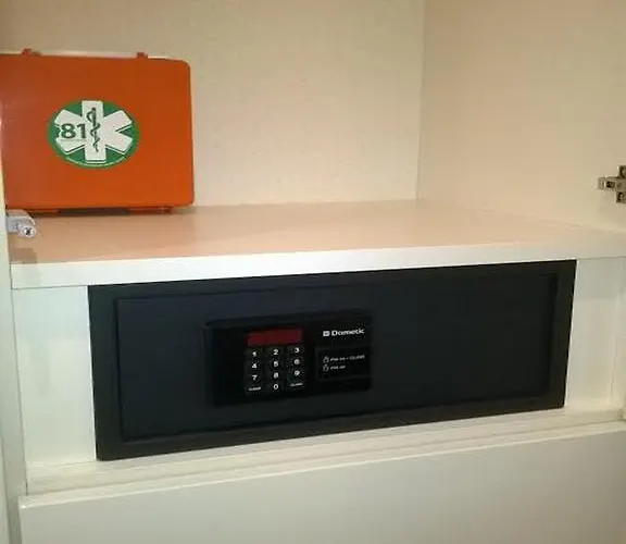 Estate4home - Surreo Luxury